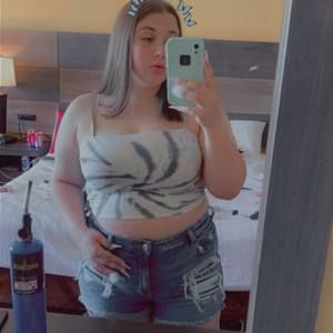 Meet your Posher, Brianna